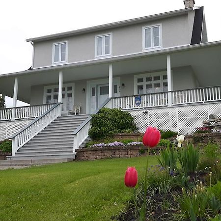 Auberge Gite Maison Des Lilas La Malbaie Ngoại thất bức ảnh